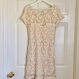 Lauren Conrad Crochet Dress = Size 10